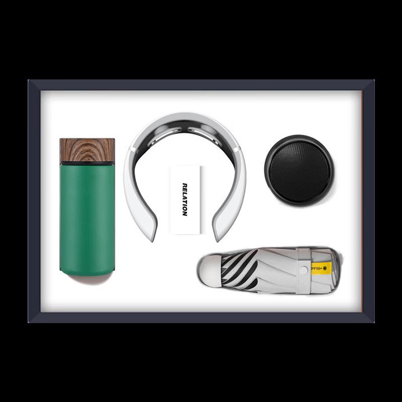 Tech & Lifestyle 4-in-1 Gift Set