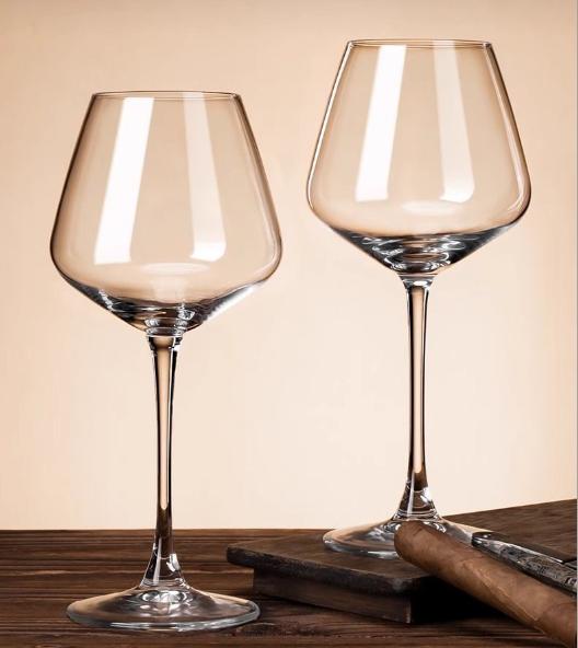 European Red Wine Glasses Red Tie Goblet Burgundy Champagne Glass High-end Home Hotel Wine Cup Bar Accessories Table Decoration