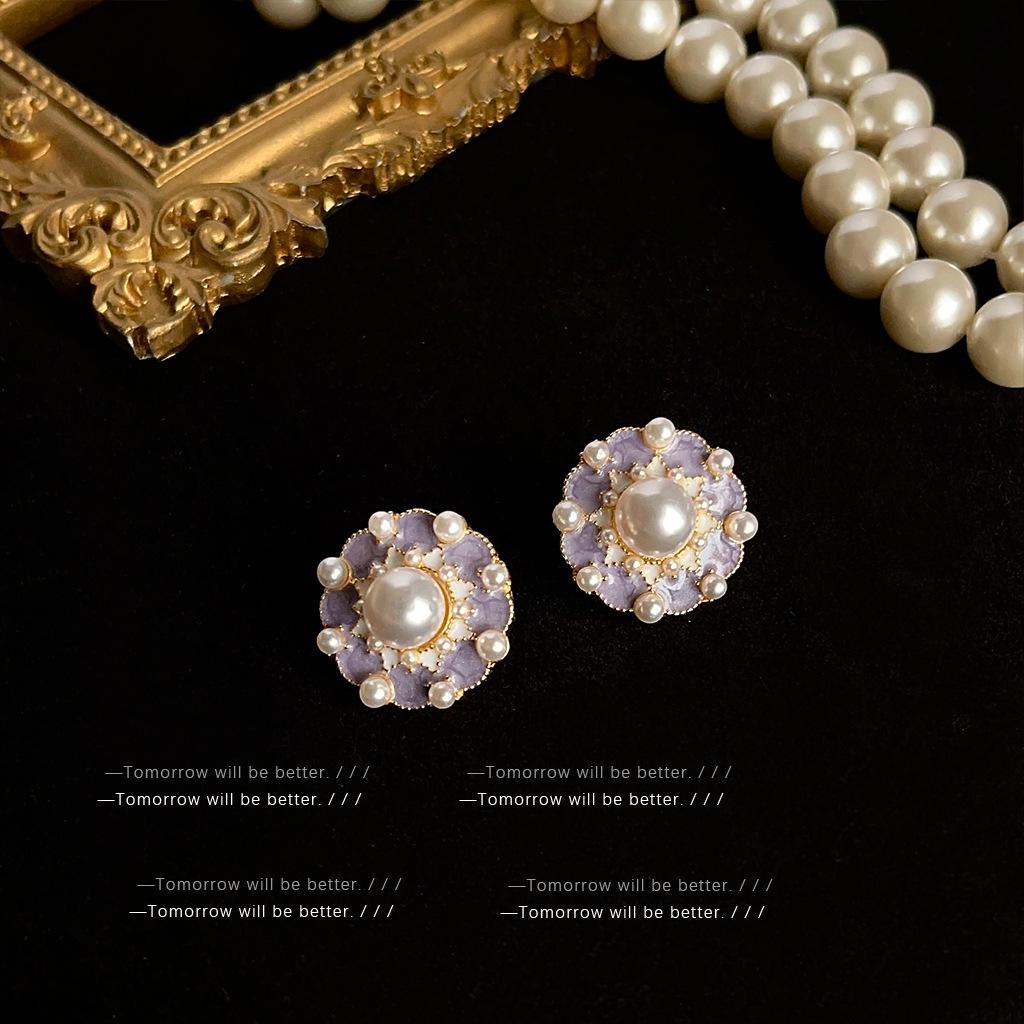 Mid-Century Vintage Stud Earrings: Trendy Literary Style in Light Luxury Fashion