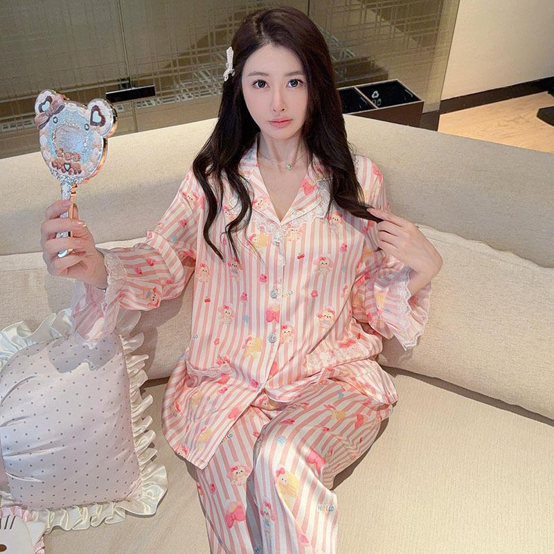 

Sweet & Cute Cartoon Print Ice Silk Pajama Set with Pink Stripes & Lace Trim Large рожевий