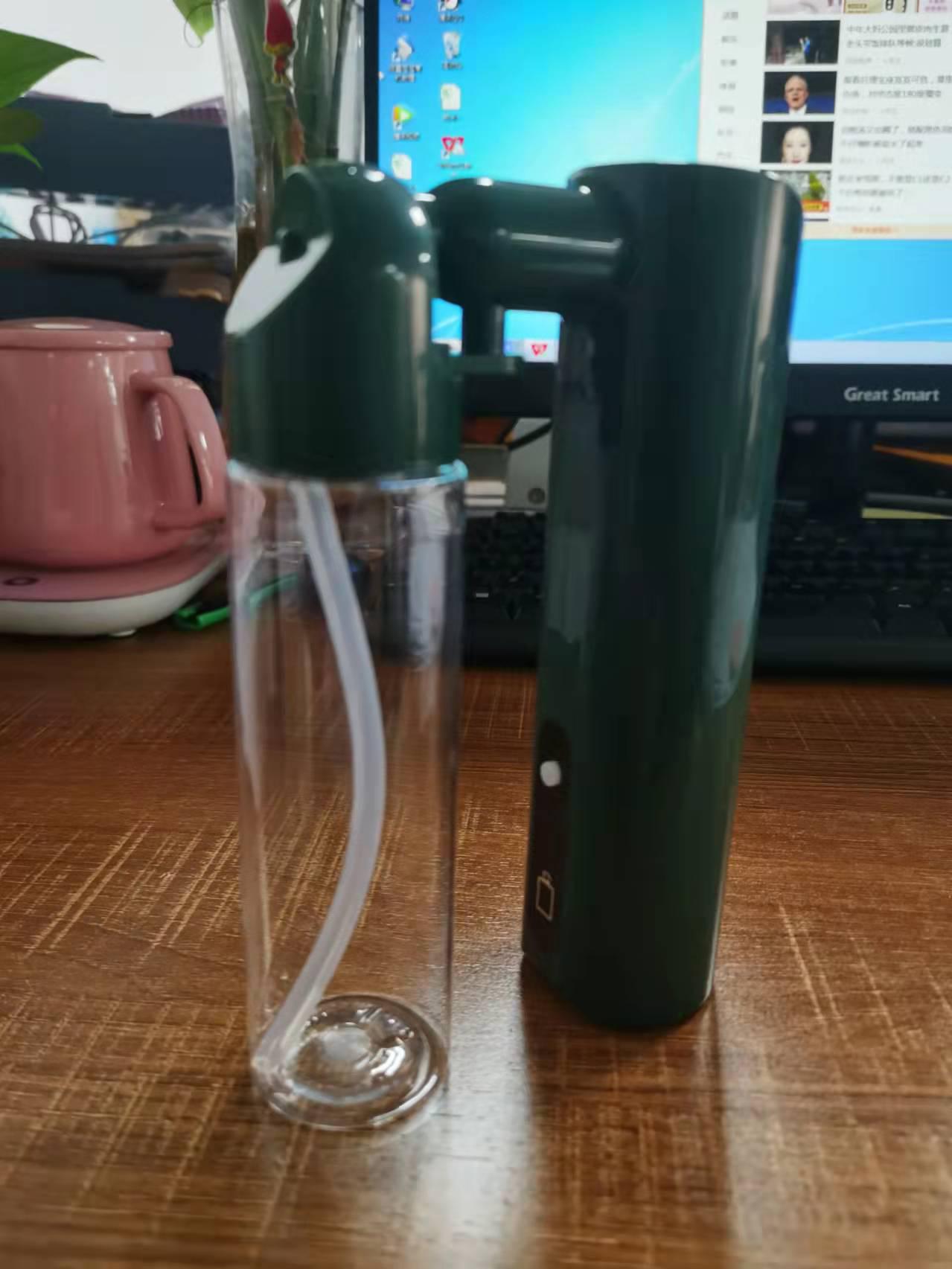 

High-Pressure Beauty Oxygen Facial Sprayer for Hydration and Moisturizing темно-зеленого