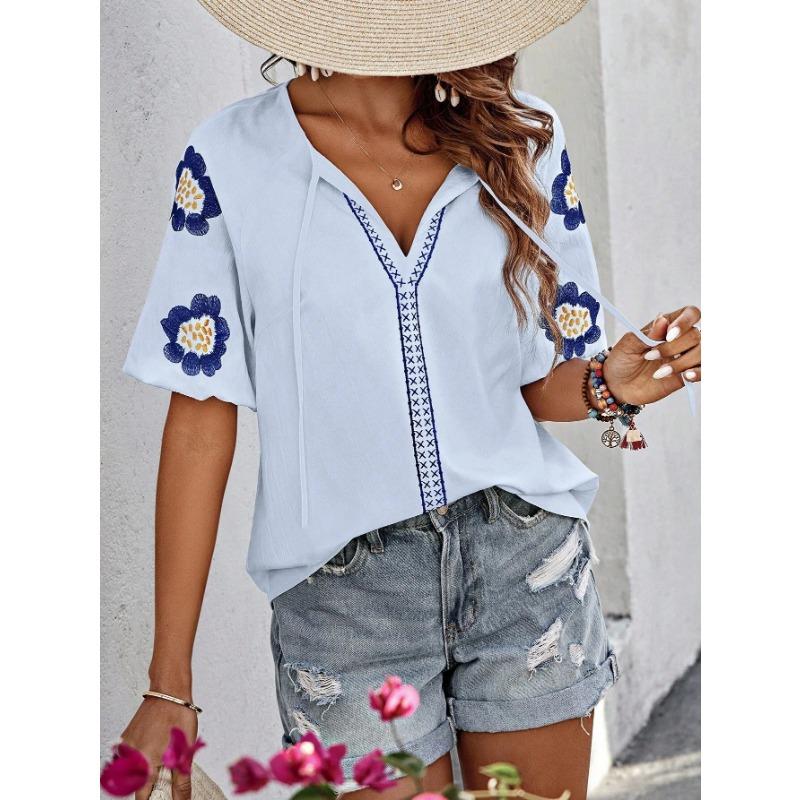 Spring and Summer Long-Sleeved Design V Neck Pure Color Top T-Shirt, Simple and Elegant, Casual Style, Suitable for Daily Wear