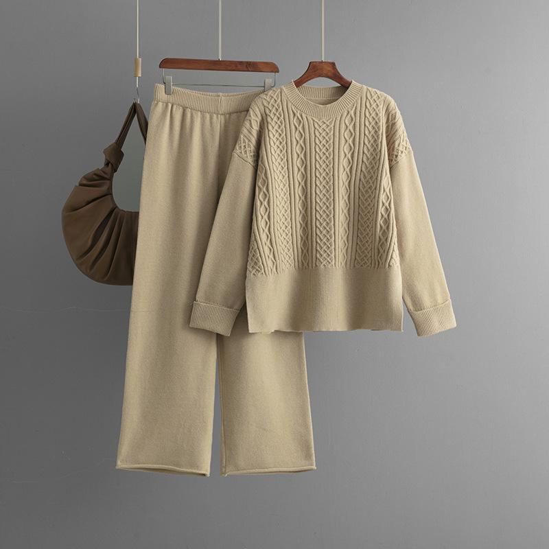 Large size women's knitted fashion suit women's, autumn and winter new twist sweater + casual pants two-piece set