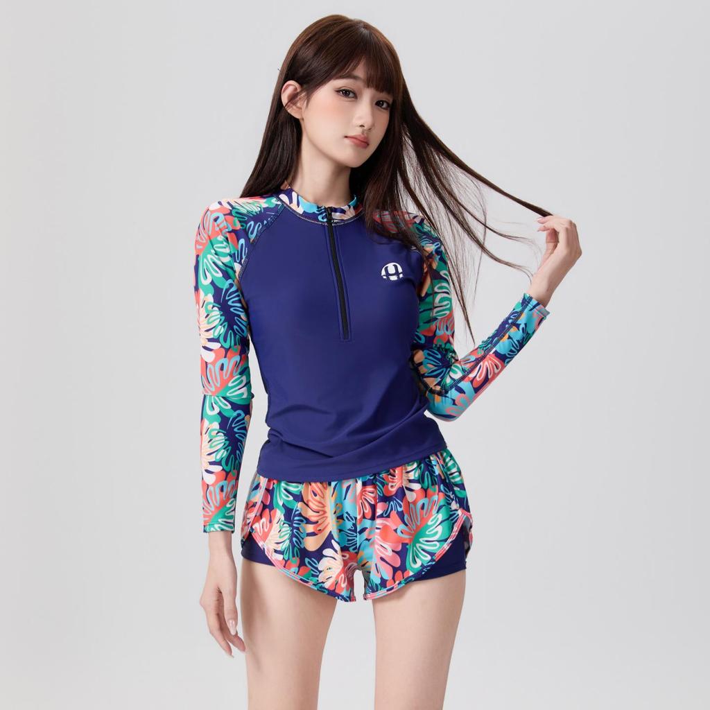 2026 Women's Long Sleeve Split Sun Protection Swimsuit for Hot Springs and Resorts
