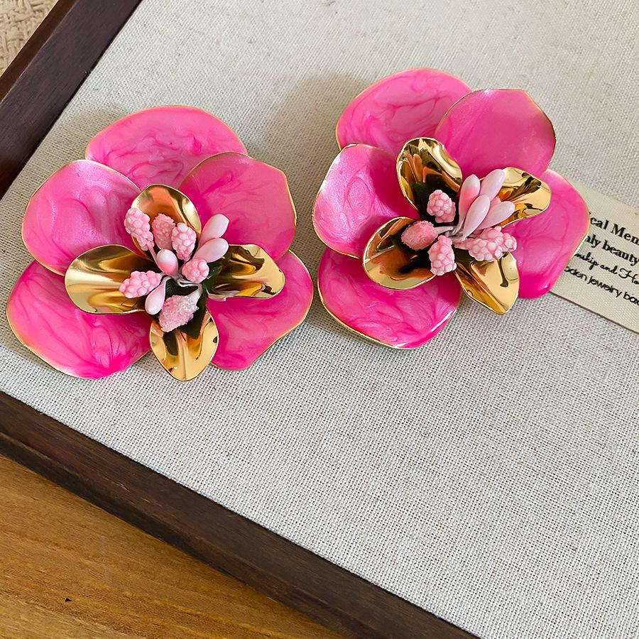 Steel Needle Bohemian Drip Oil 3D Flower Stud Earrings - European & American Style, Niche High-End for Women розовый