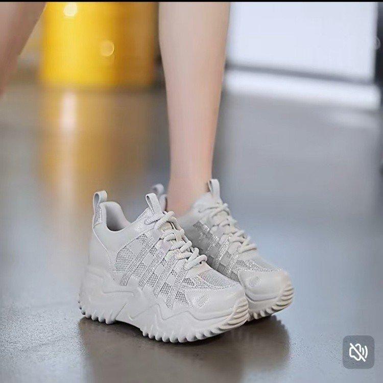 Summer single net dad shoes women's rhinestone thick sole heightening lightweight soft sole breathable 2025 new casual sports women's shoes