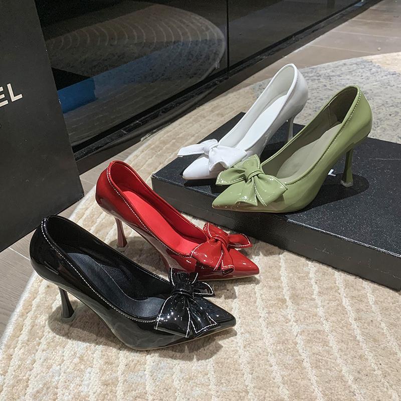 Mode Rot Süße Bowtie Stil Pumps Frauen Slip-On Kristall High Heels Schuhe Frau Flock Spitz Elegante Brautschuhe Frauen Sandalen