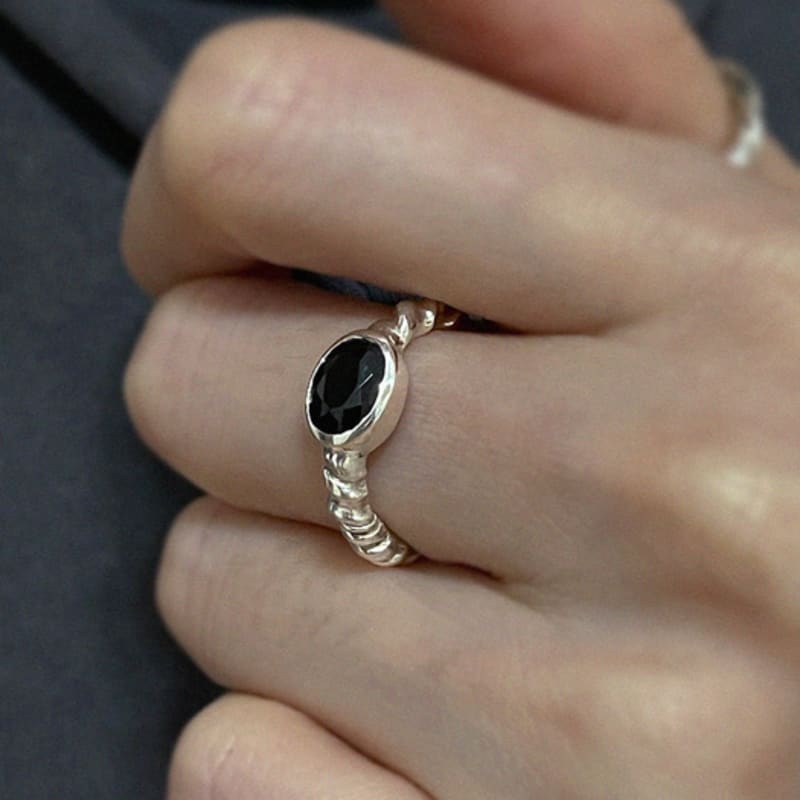 Skos Wave Bezel Ring(Onyx)