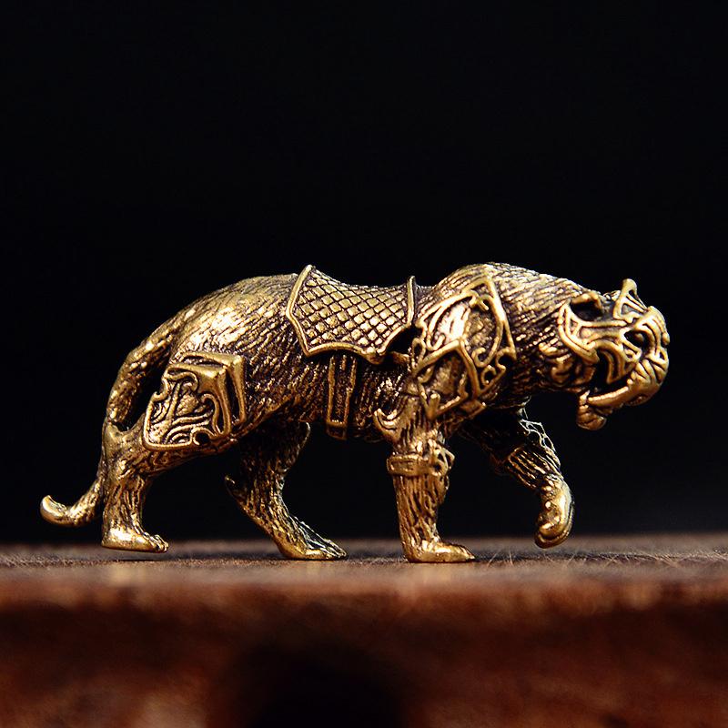 Antique Brass Tiger Figurines Home Decor Accessories Feng Shui Lucky Animal Ornaments Desk Decoration Collectible Gift