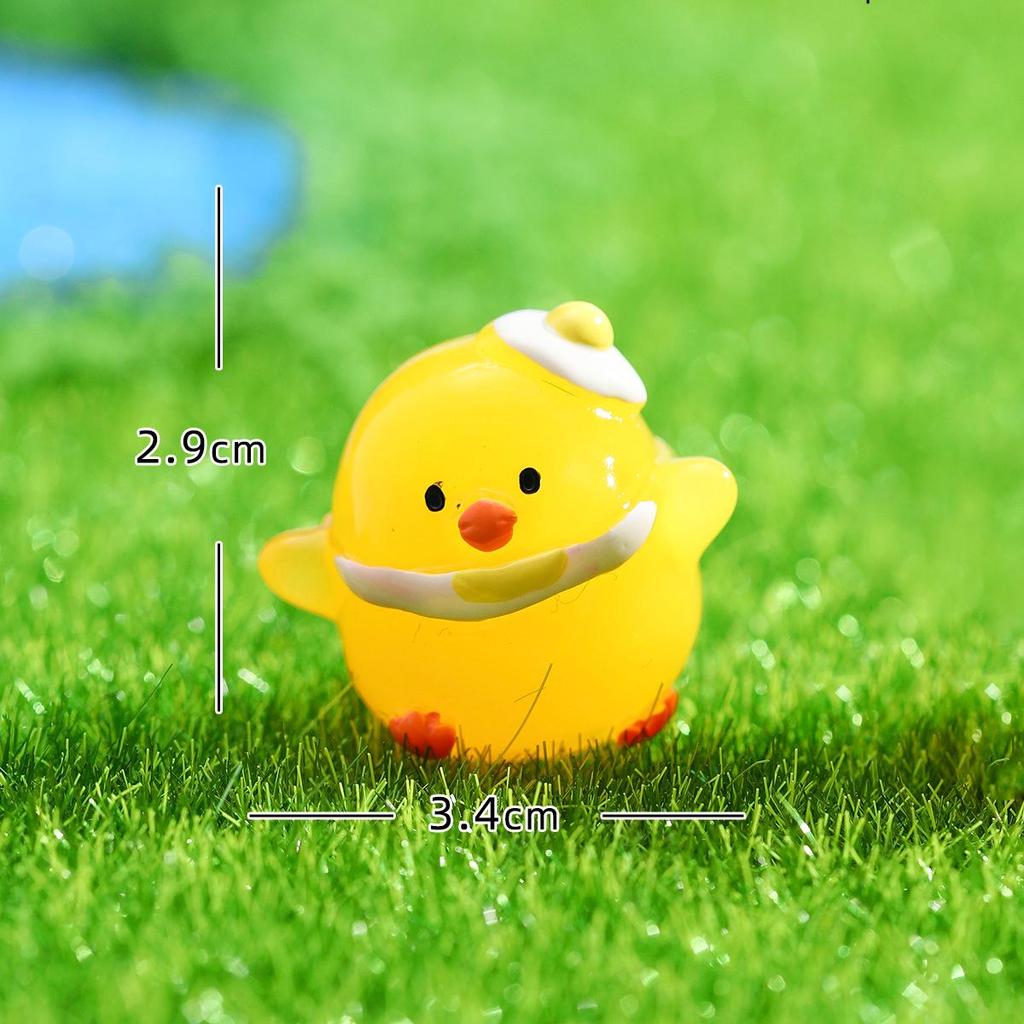 High-End Resin Micro Landscape Chicken Ornaments