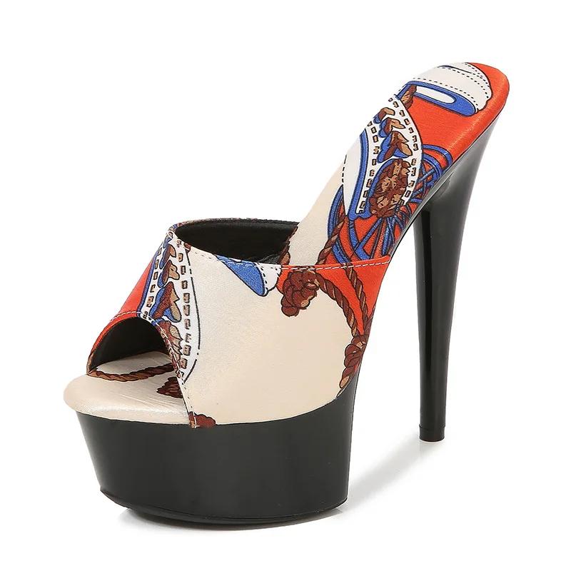 Mode Große Größe 43 Sommer Damen Mode Graffiti Klobige Hohe Absätze Hausschuhe Weibliche Marke Gothic Causal Plateau Outdoor Strand Sandalen
