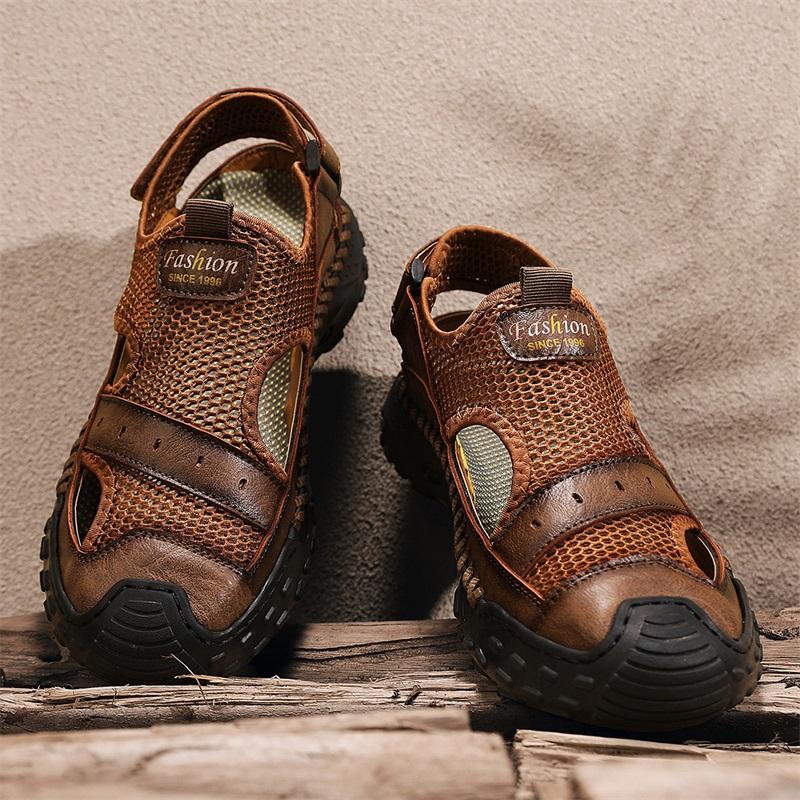 Fashion Cool Summer Male Mesh Shoes Fashion Leisure Beach Flats Holiday Sandals for Men Outdoor Walking Shoes Comfortable Casual Sandals