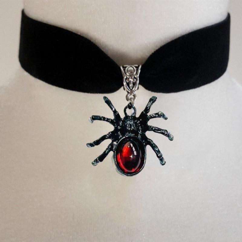 Gothic Spider Necklace Black Velvet Choker for Halloween