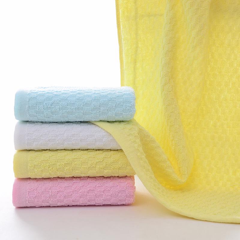 Pure Cotton Oversized White Bath Towel for Hotels, Salons & Spas