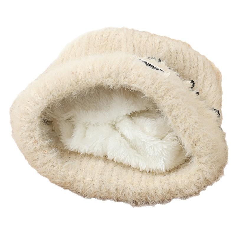 Sweet and Versatile Lace Chirping Cold Proof Plush Hat Autumn and Winter Fashion Plush Plush Thickened Warm Hat Big Head Flange Hat