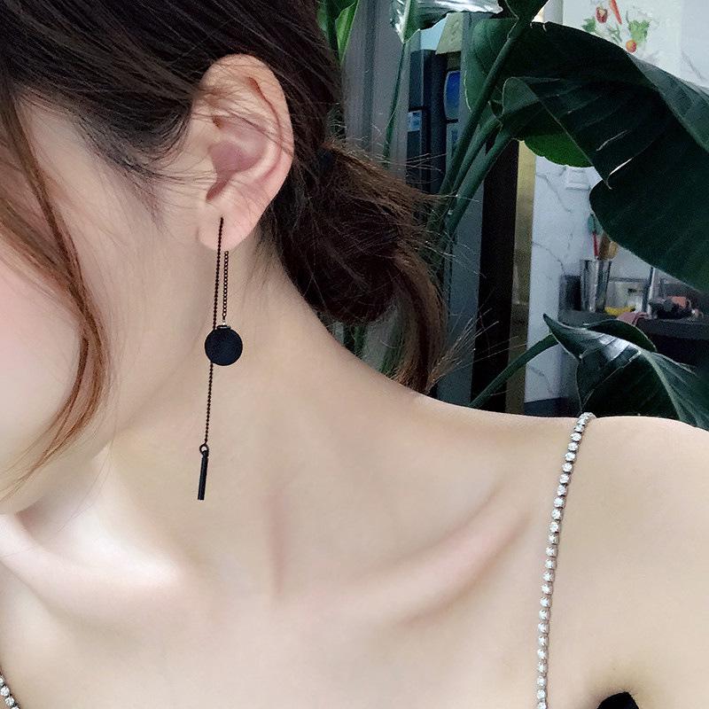 2021 New Long Chain Earrings Black Round Ball Elegant Temperament Long Tassel Dangle Earrings Fashion Jewelry for Women Gifts