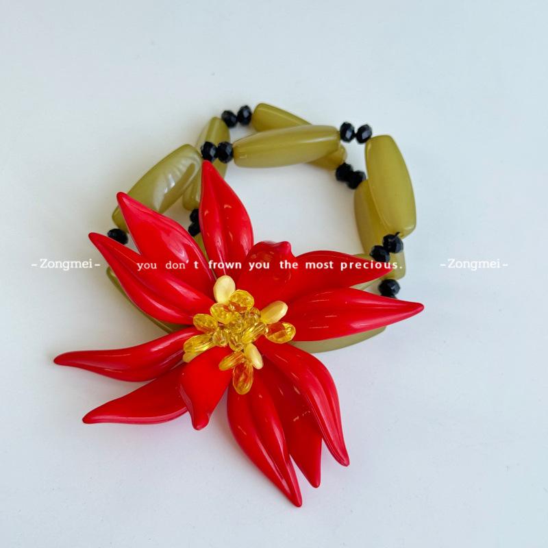 

Элегантный комплект из трех предметов: Серьги из бисера и смолы с цветочным узором, ожерелье и браслет для женщин