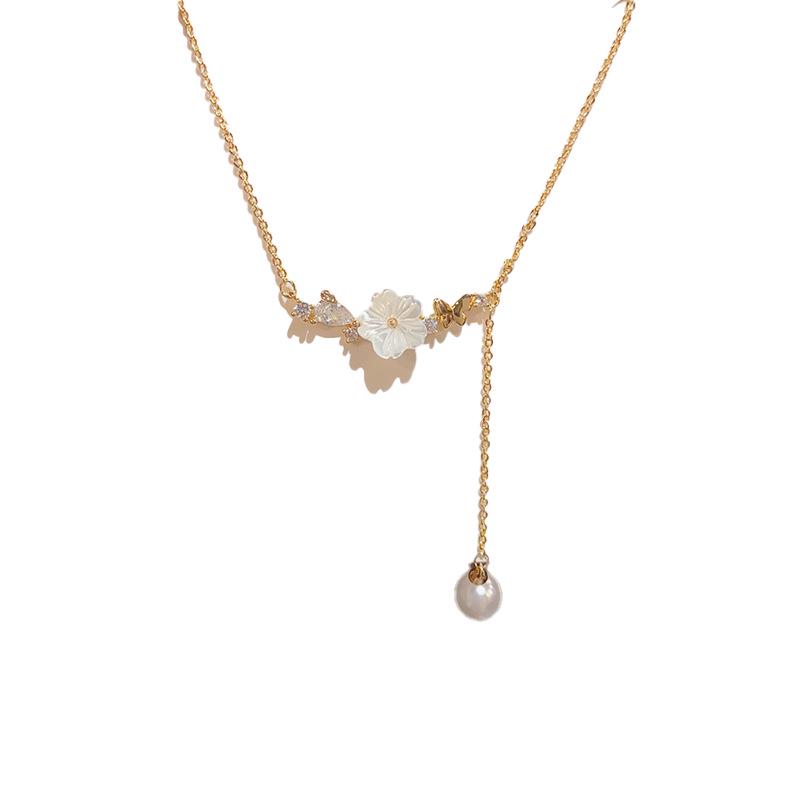 

Camellia Pearl Tassel Choker: Sweet, Elegant, and Exquisite Design