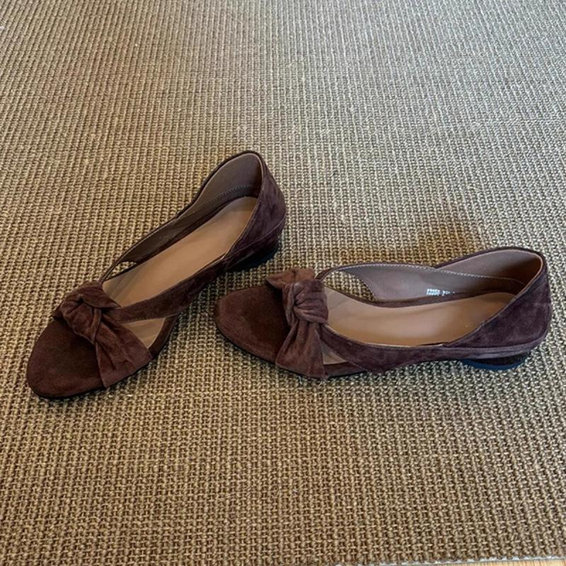 

Sheepskin version~ retro matte leather kinked cross-strapped sandals women s new summer wear versatile flat-bottomed cool slippers 39