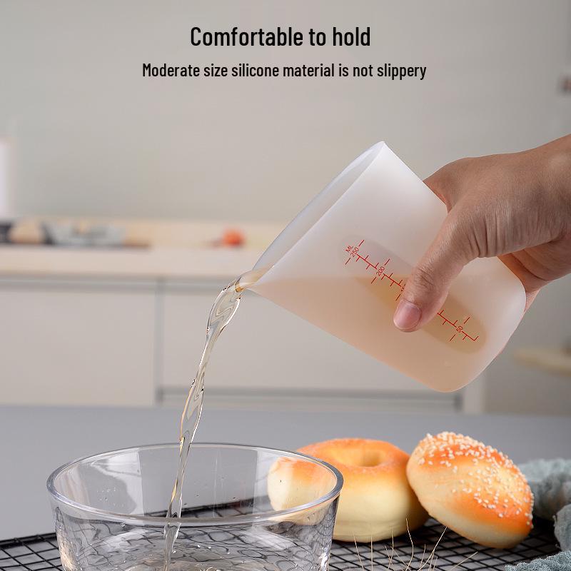 Double Scale Silicone Measuring Cup for Baking and Milk Tea