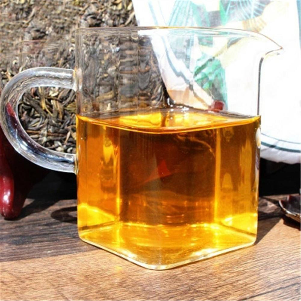 Bingdao Gamla Träd Pu-erh Te Kaka Yunnan Grön 357g