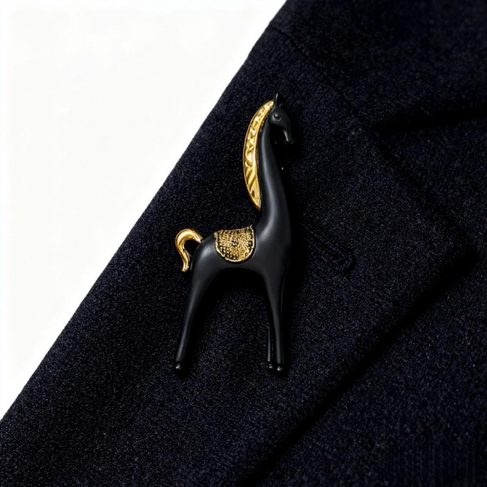 Elegant Horse Brooches Creative Pony Badge Pin Fashion Zodiac Horse Pins  Men Suit Accessories