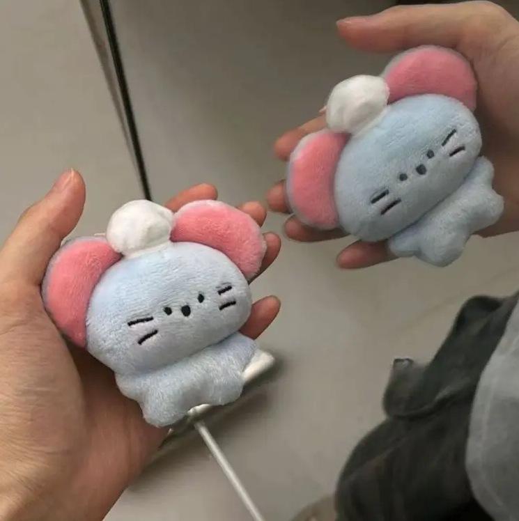 Cartoon Gluttonous Mouse Keychain Pendant - Cute Doll Decoration