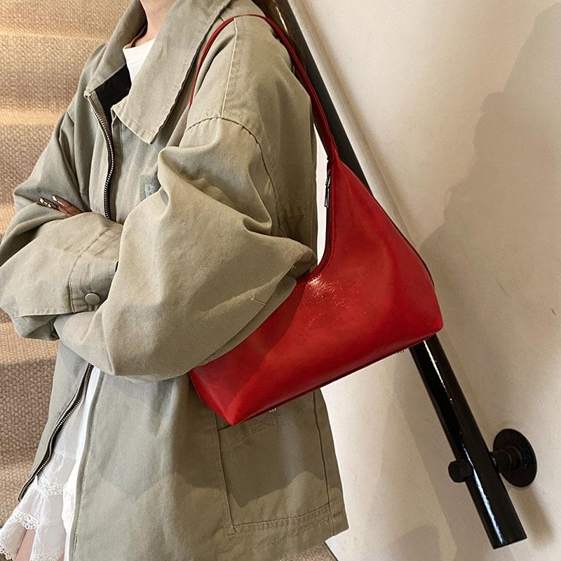 Niche design underarm bag women's spring 2025 texture dumpling bag is popular this year, single shoulder commuter underarm bag