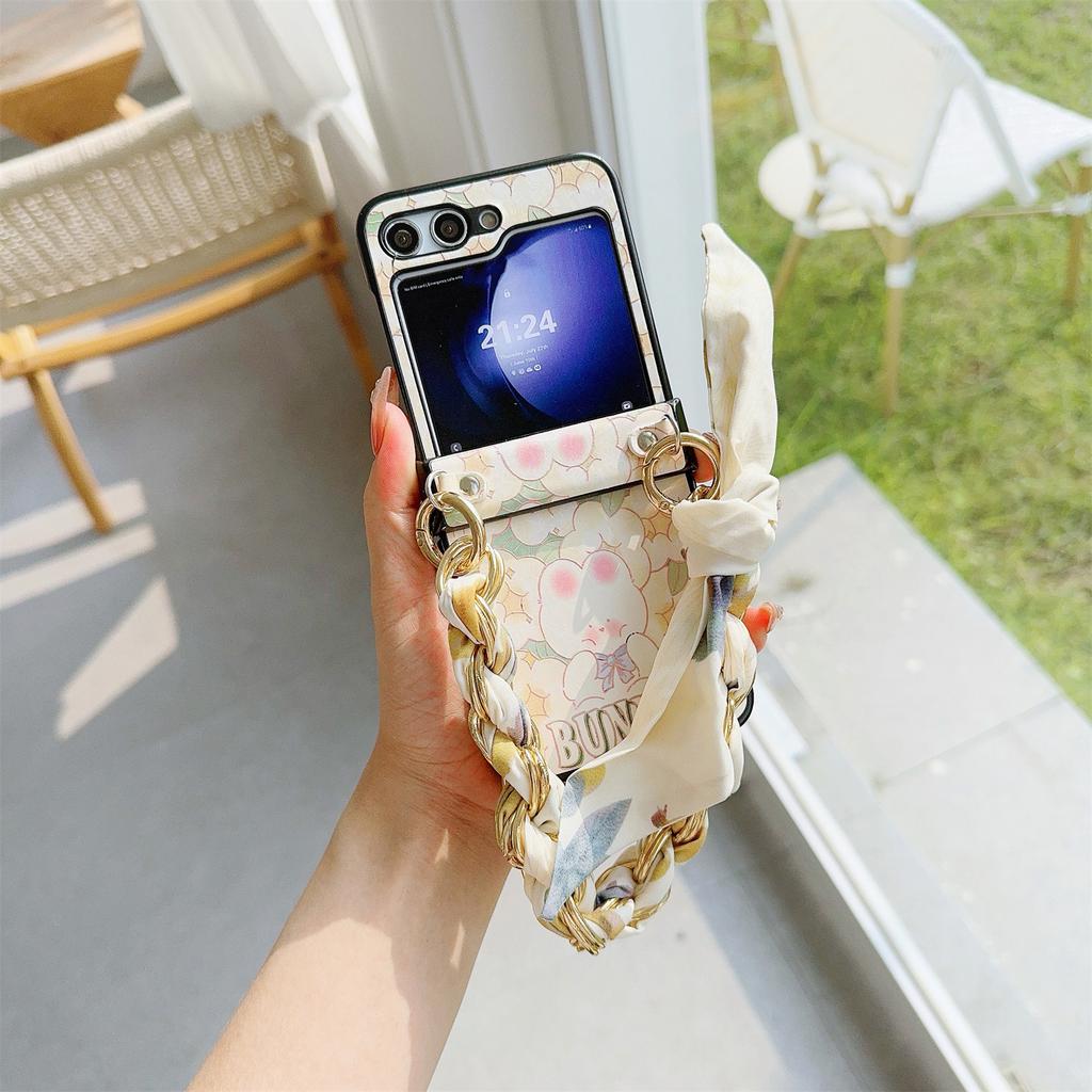 For Samsung Galaxy Z Flip5 5G Wholesale Lacquered Pattern PU Leather+PC Cell Phone Cover with Silk Scarf Chain