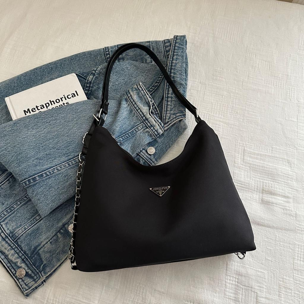 Black Travel Tote Bag for Women New Trendy and Fashionable Shoulder Bag Large Capacity Multi-purpose Crossbody Bucket Bag Backpack