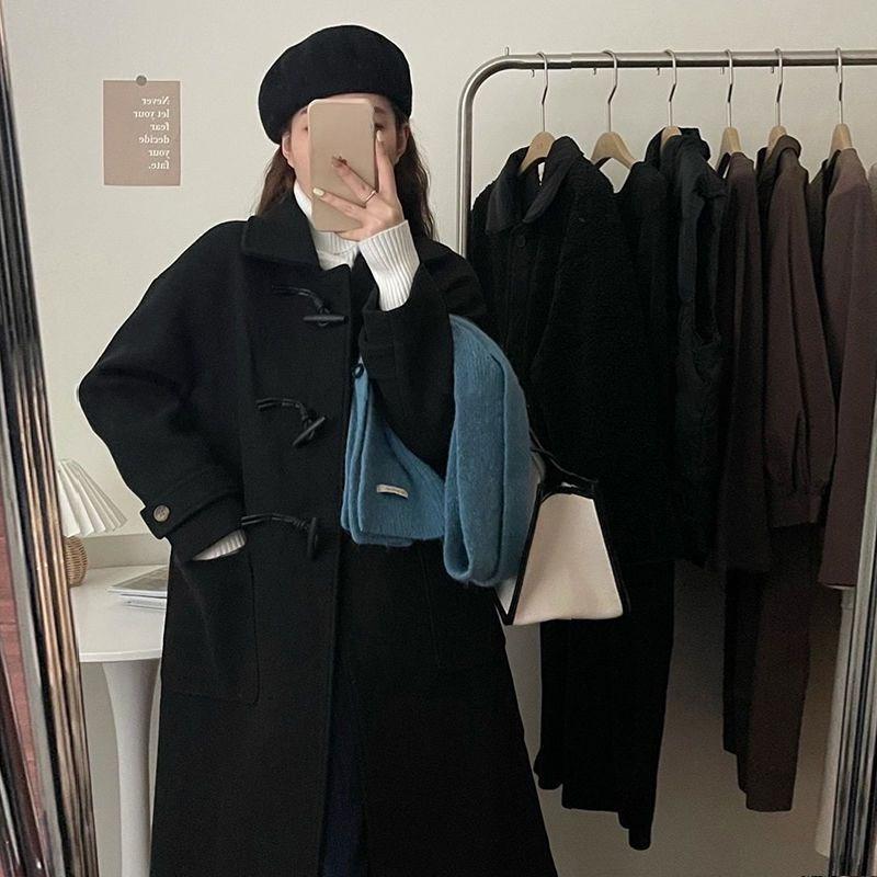 Women's Long, Thick Coat with Horn Buttons – Japanese-style Outerwear for Autumn and Winter