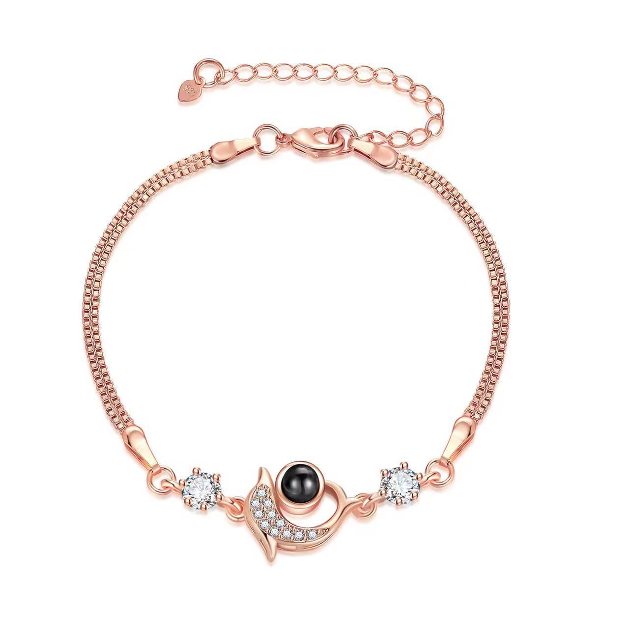 100 Language Projection Dolphin Bracelet: A Simple and Versatile Jewelry Gift for Girlfriends