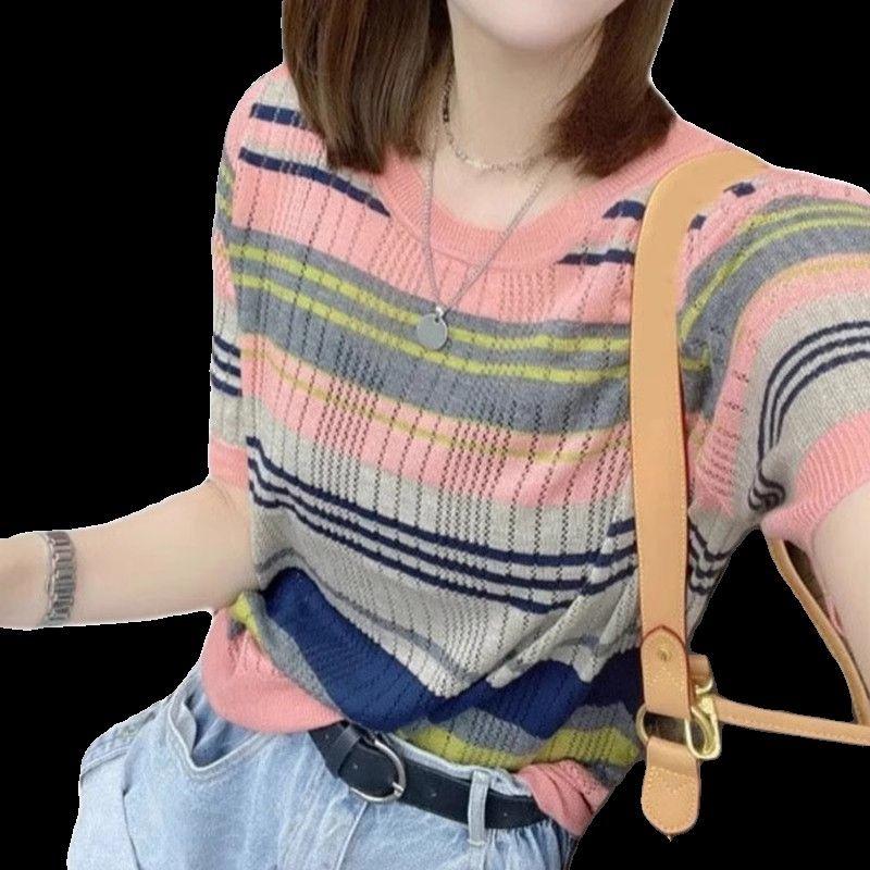 Neues regenbogenfarben gestreiftes T-Shirt für Damen Kurzärmeliges schickes Eisseiden-Top Sommer Hohlpullover
