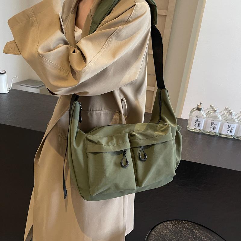 Tooling Wind Messenger Bag Female Tide Brand Japanese Ins Solid Color Simple Large Capacity Student Leisure Shoulder Mailman Bag Female