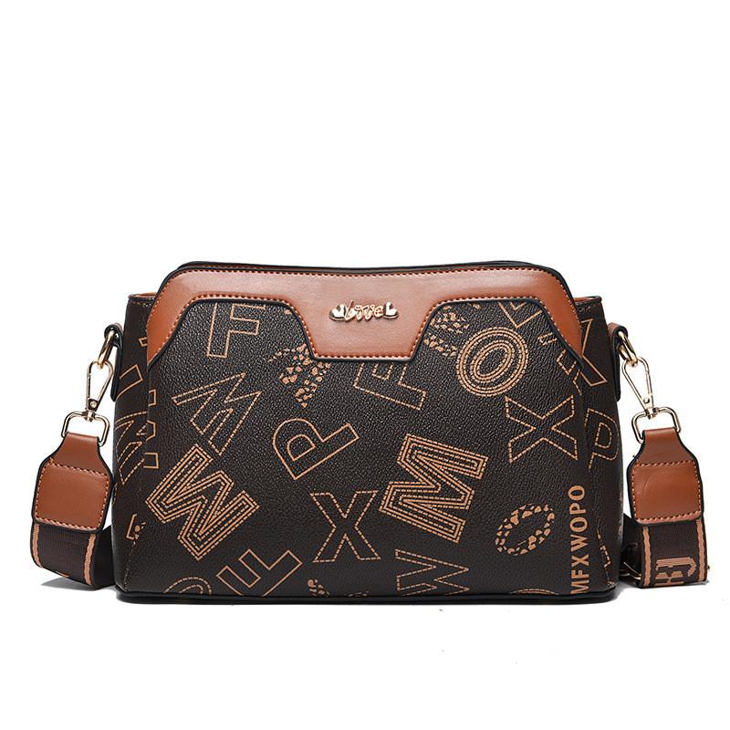 2023 New Middle-aged Mother-in-law Grandma Large Capacity Women s Bag Atmospheric Fashion All-match Shoulder Crossbody Bag Yellow Letter
