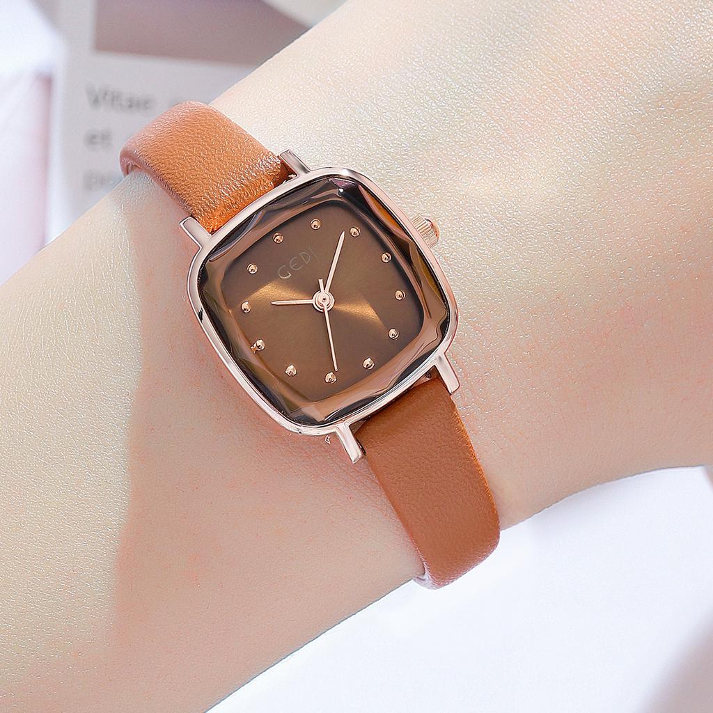 Retro Small Square Dial Student Watch Women'S Simple Style Small Dial Belt Watch Quartz Watch