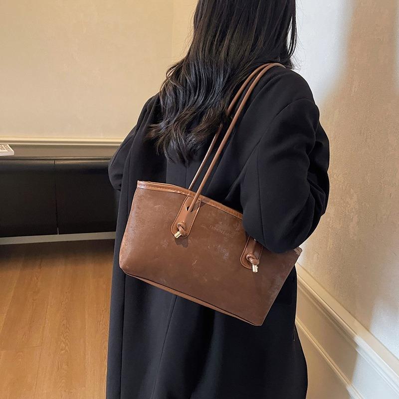 Premium Texture Retro Large-capacity Bag Women's New Autumn and Winter Commuter Shoulder Bag Portable Tote Bag