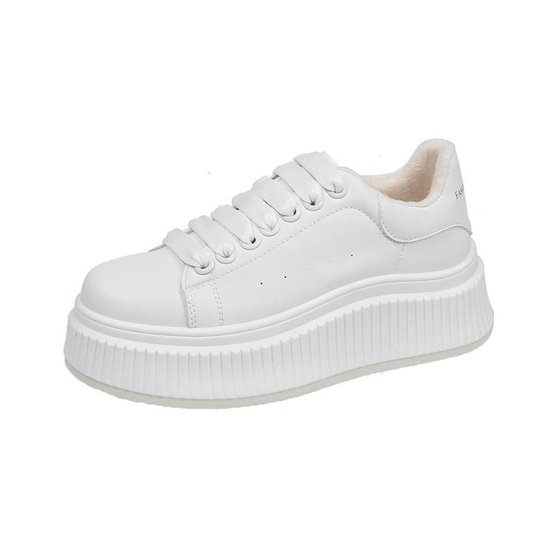 High-end little white shoes women's spring and autumn 2025 new popular versatile small thick-soled height-increasing sports and leisure board shoes