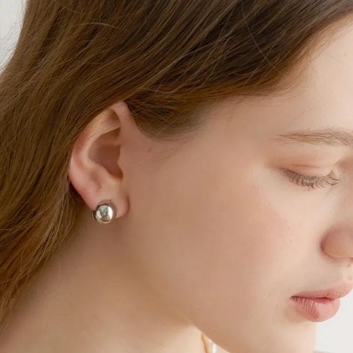 One Touch Ball Earrings (E005_silver Small)