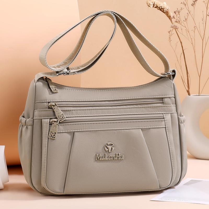 Leichte Nylon-Crossbody-Tasche mit mehreren Reißverschlussfächern, verstellbarer breiter Riemen, lässige Umhängetasche für Damen für den täglichen Gebrauch