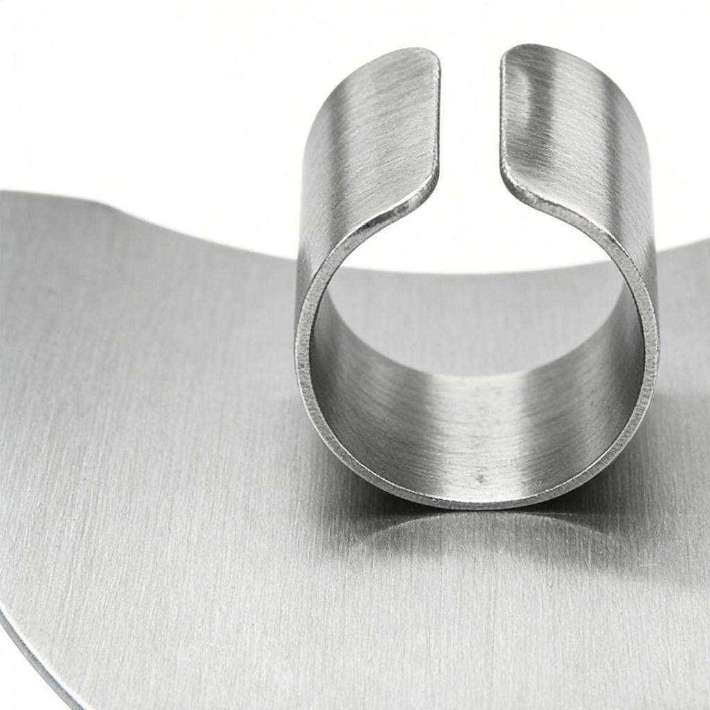 2/4Pcs Stainless Steel Finger Protector Cutting Meat Vegetables Finger Safety Fingerboard Multi-functional Kitchen Tool Accessor