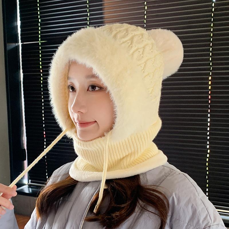 

Mask Scarf Integrated Knitted Hat, Autumn and Winter Cold-proof Scarf, One-piece Wool Hat, Outdoor Velvet Warm Ear Protection Cap one size білий