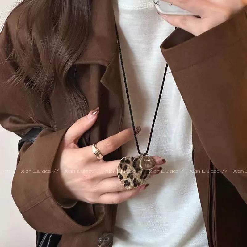 Ins Blogger Denim Love String Necklace New Fashion Trend Sweater Chain Niche Simple Neck Chain Women