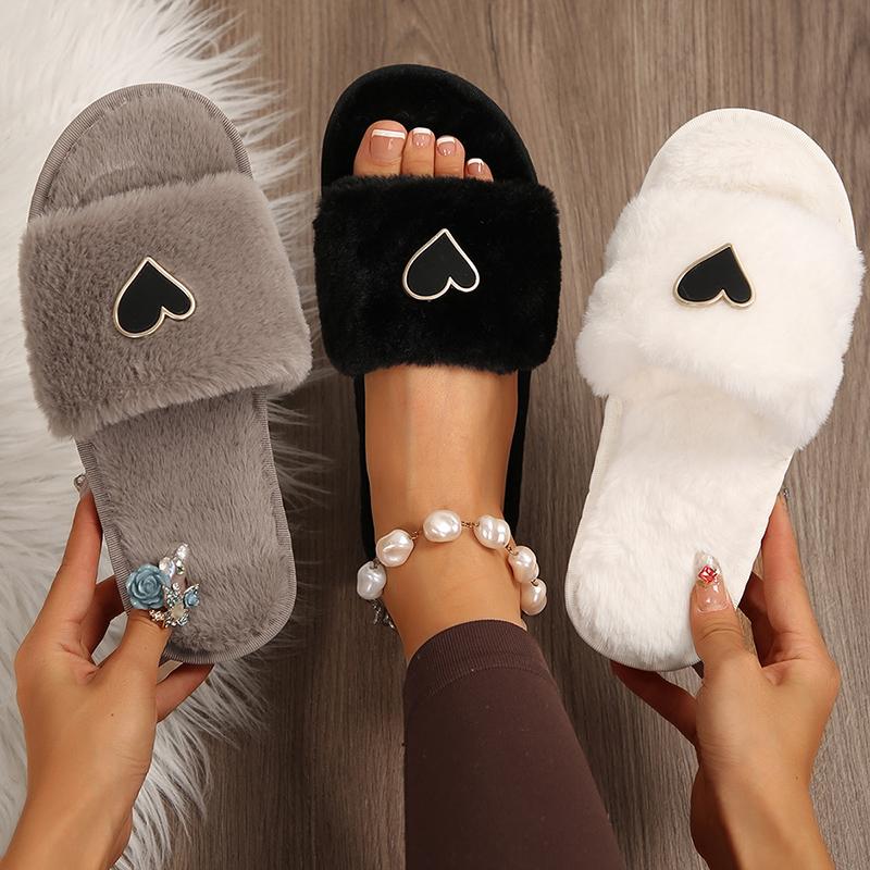 Fashion Fashion Heart Decor Plush Slippers for Women Winter Warm Comfortable Indoor Floor Slippers Woman Open Toe Fluffy House Slides