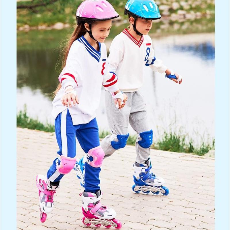 Verstellbares Kinder-Inline-Skates-Set mit PVC-Blinkrollen, Helm und Schutzausrüstung