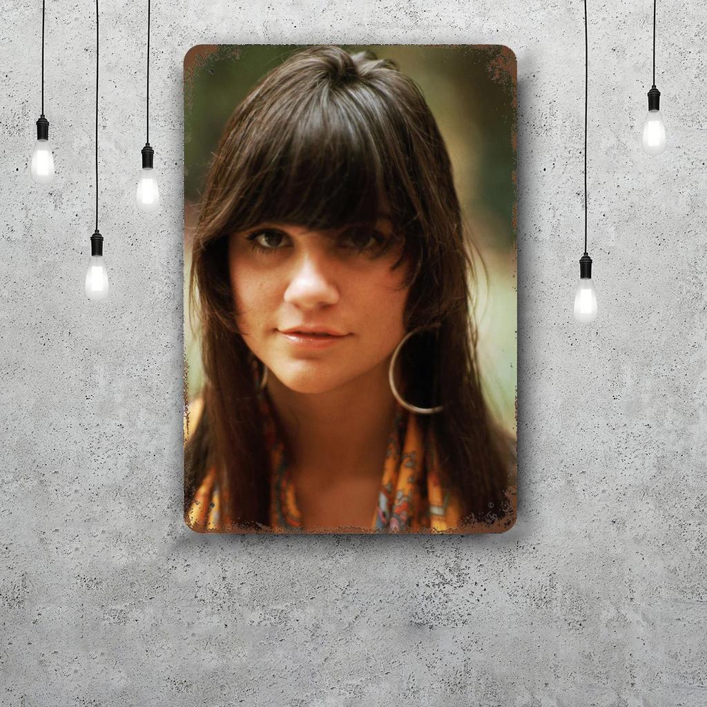 Linda Ronstadt Retro Vintage Tin Sign Poster Decorative Plaque Metal Plate Wall Decor