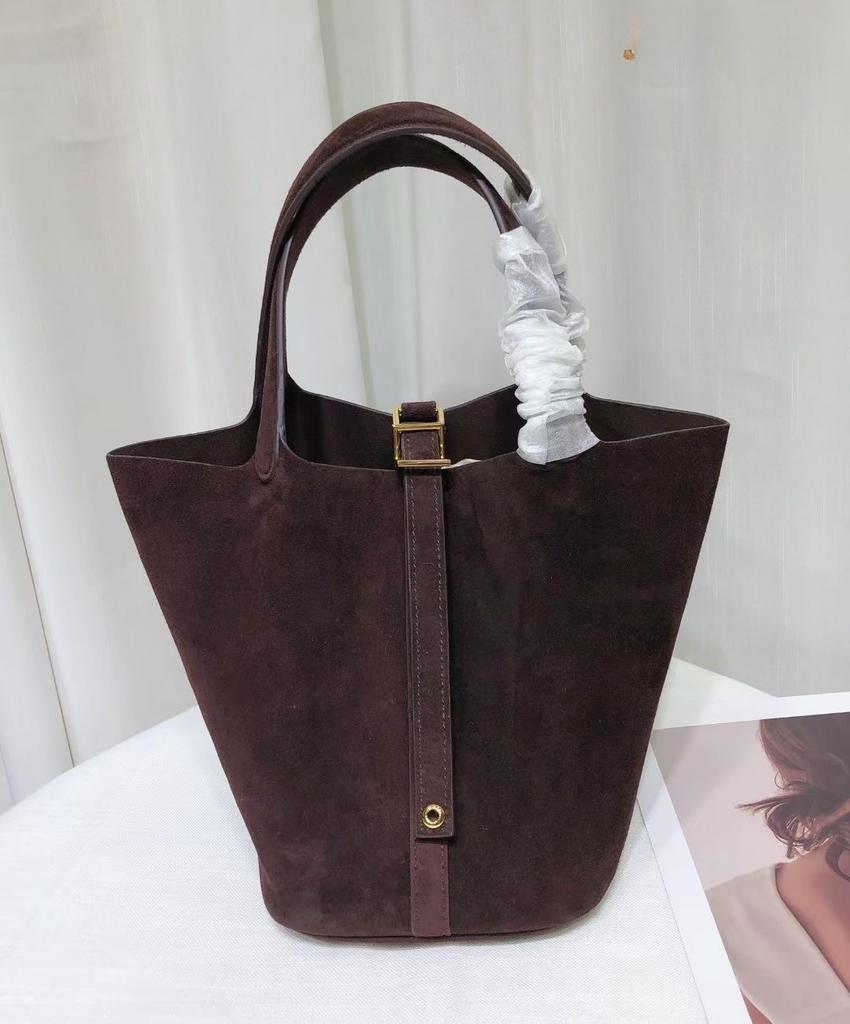Autumn and Winter New First-layer Suede Matte Leather Vegetable Basket, European and American Fashion Handbag, Large Capacity Bucket Women's Bag