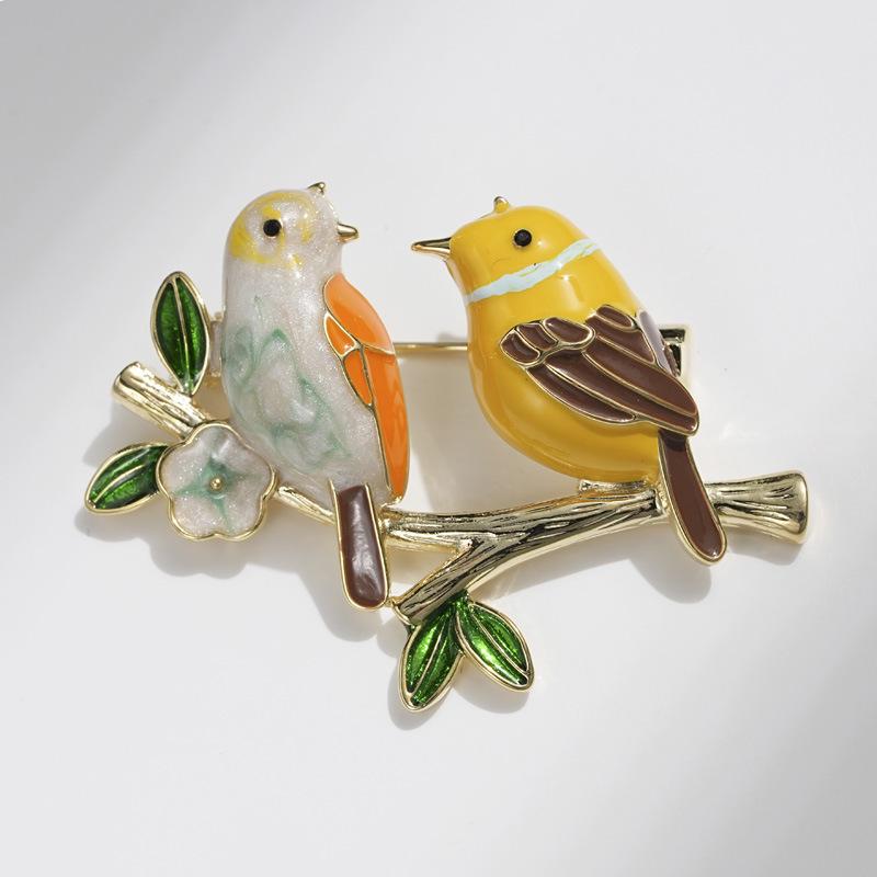 Bo Xin Yun New Chinese Style Gold Oriole Brooch - Exquisite Women s Luxury Accessory