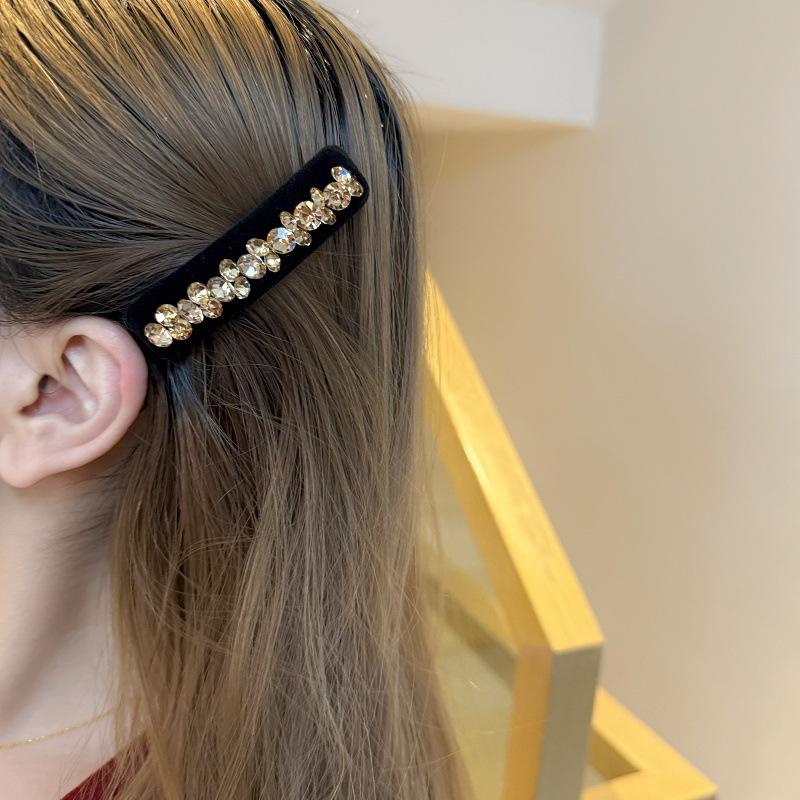 Fermaglio per capelli BB incrostato di cristalli, Fermaglio per capelli di alta gamma e affascinante con strass, Fermaglio per capelli monopezzo dal design di nicchia