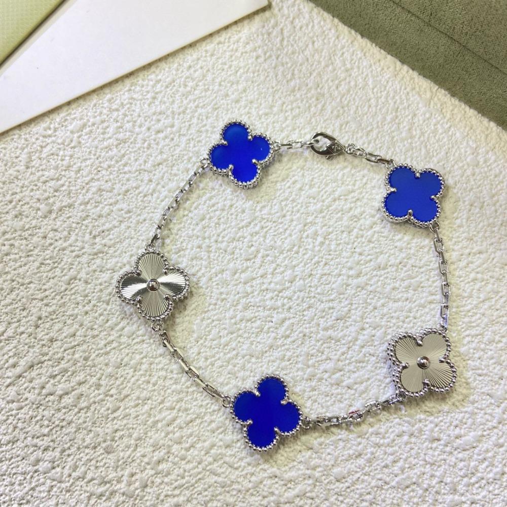 Hochwertiges Kleeblattarmband für Damen Fünf-Blüten-Armband mit natürlichem weißen Perlmutt und rotem Karneol